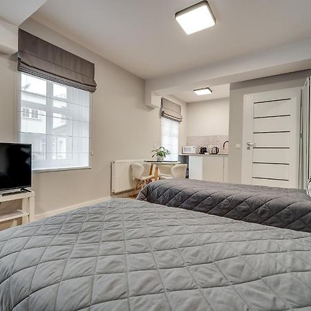 Central Platinum Apartments 18 รืบนิค ภายนอก รูปภาพ