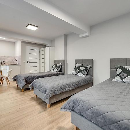 Central Platinum Apartments 18 รืบนิค ภายนอก รูปภาพ
